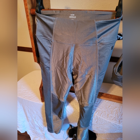 Good American bra/legging set - Picture 5 of 8